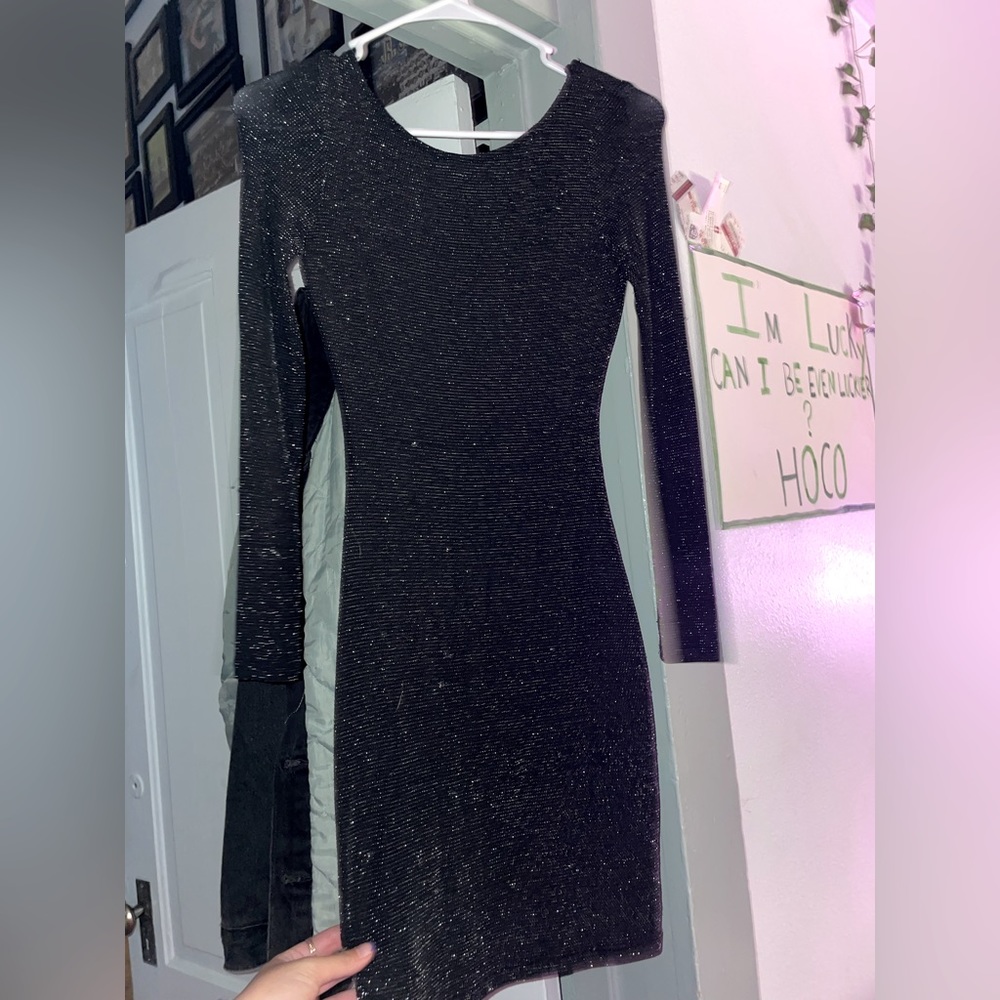 black long sleeve dress